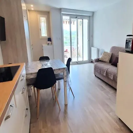 Studio For 2 People Appartement Saint-Raphaël